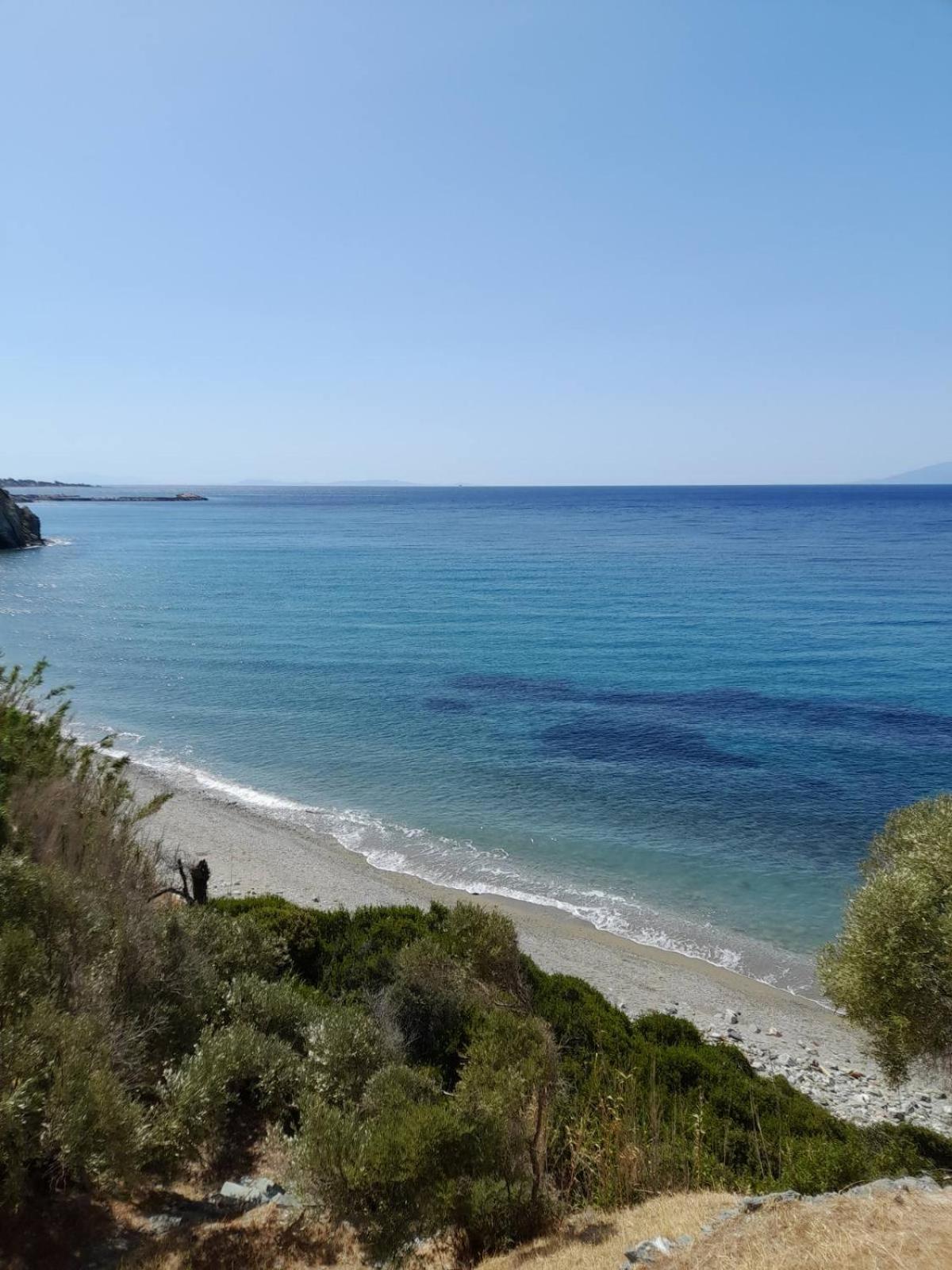 Δωμάτια Κόκκινος Πύργος Plomari Exterior photo